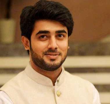 Akshay Mhatre Height, Weight, Age, Wiki, Biography, Girlfriend, Family 3 Akshay Mhatre Height, Weight, Age, Wiki, Biography, Girlfriend, Family