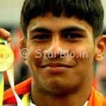 Kedar Jadhav Height, Weight, Age, Biography, Wiki, Salary, Wife, Family