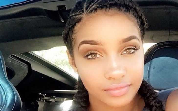 The 23 years old Corie Rayvon is single but she was in a relationship with Khalil Underwood