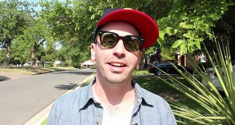 Chauncey Leopardi holds a net worth of $3 million as of 2019.