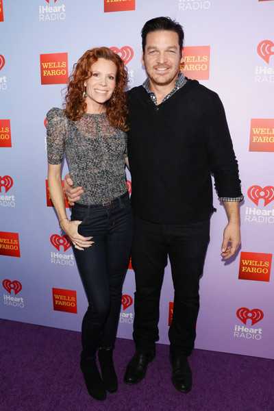 Robyn Lively husband Ronald Otis