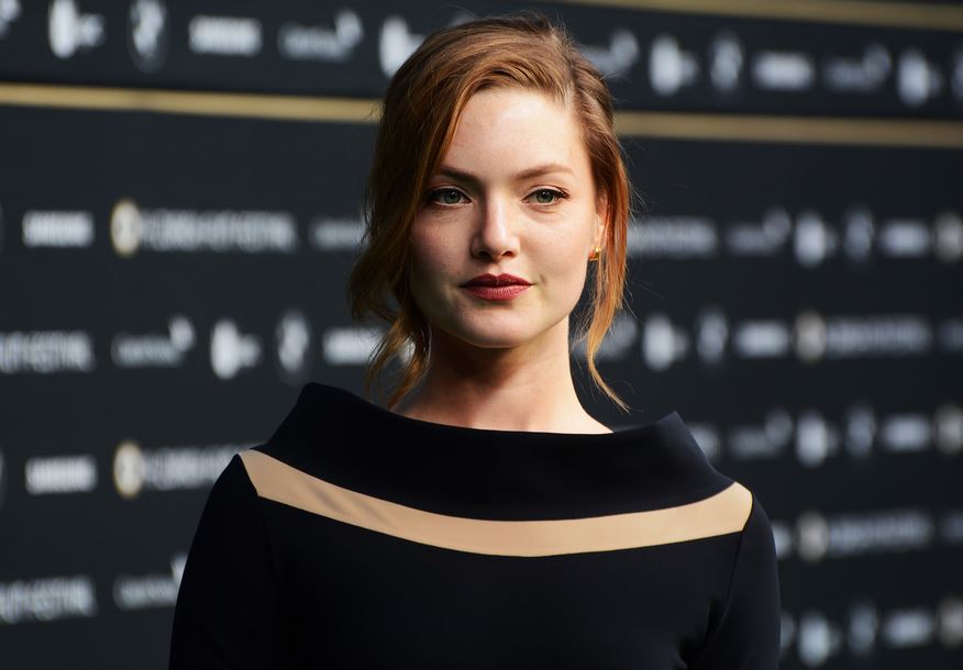 Holliday Grainger