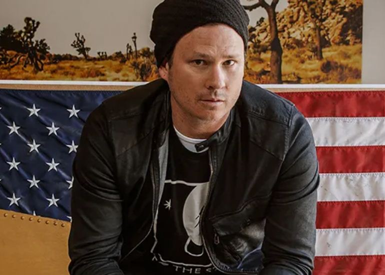 Tom DeLonge