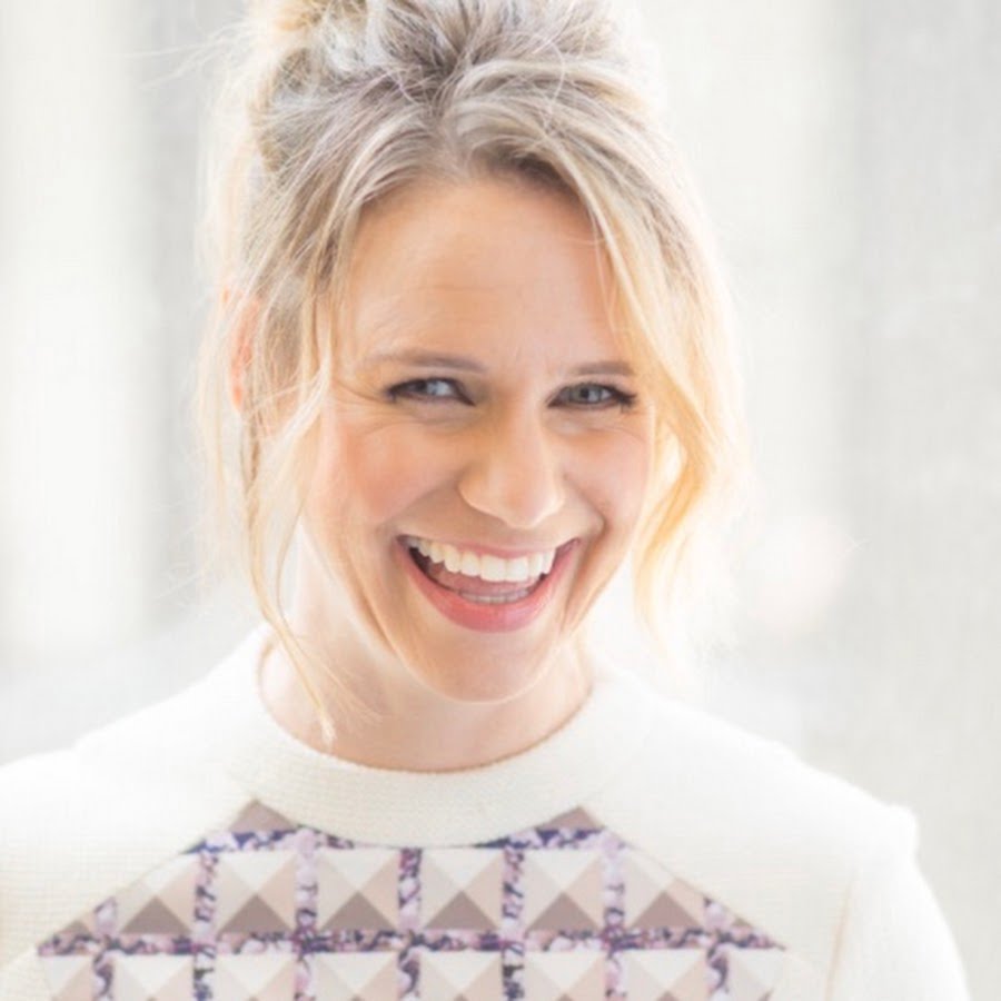 Andrea Barber