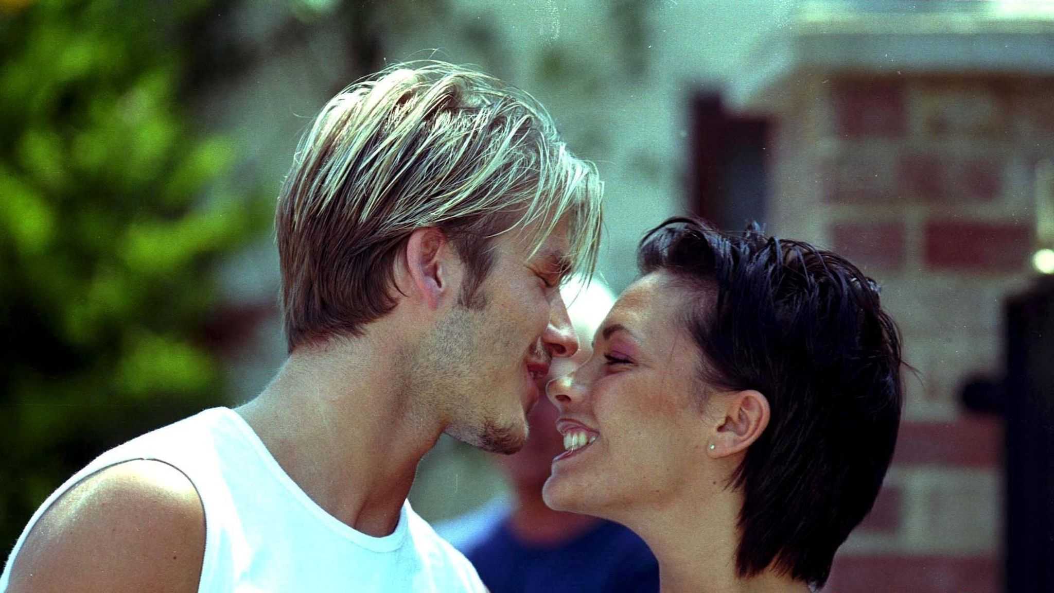 David Beckham Cell Phone Commercial, Wife, Age, Miami 3 david beckham and victoria beckham