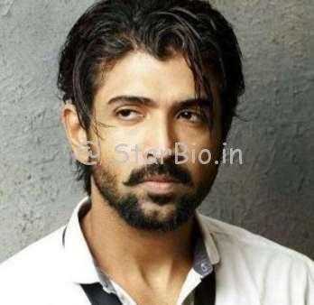 Arun Vijay Height, Weight, Age, Wiki, Biography, Wife, Children, Family