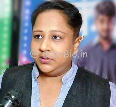Aarti Solanki Height, Weight, Age, Wiki, Biography, Husband, Family