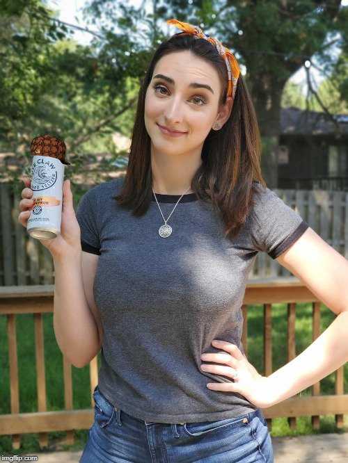 Abigail Shapiro (Ben Shapiro Sister) Photos, Height, Husband 2 abigail shapiro age