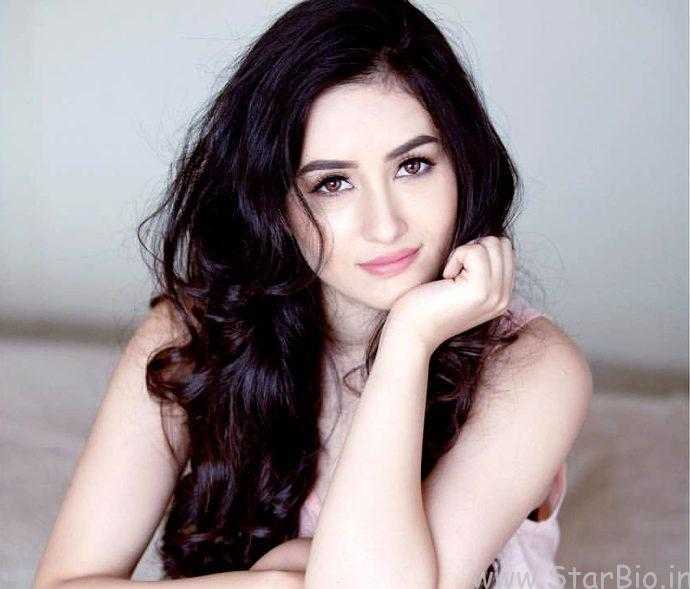 Aditi Budhathoki age wiki bio boyfriend
