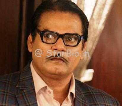 Akhilendra Mishra Height, Weight, Age, Wiki, Biography, Wife, Family