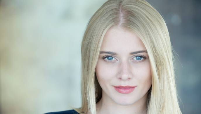 Alena Savostikova