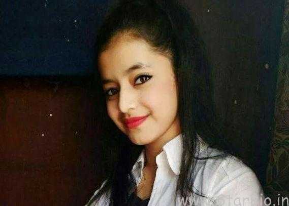 Alisha Khan Height, Weight, Age, Biography, Wiki, Boyfriend, Family