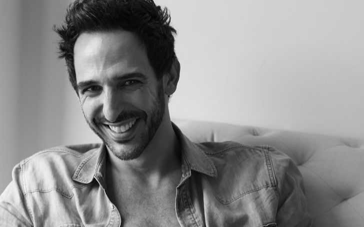 Amir Arison holds a net worth of $500,000 as of 2019.