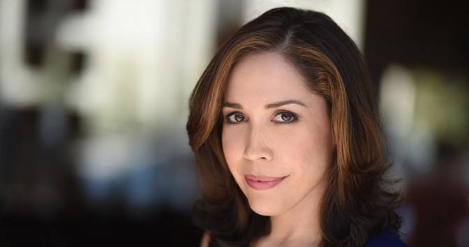 Andrea Burns