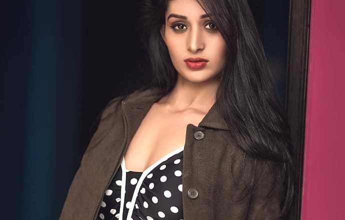 anjali kapoor model age wiki bio and boyfriend