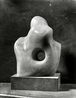 1932 Barbara Hepworth Pierced Form2C Paul Laib2C photographer2C courtauld museum