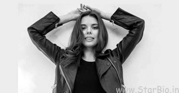 Brooke Wexler Photo