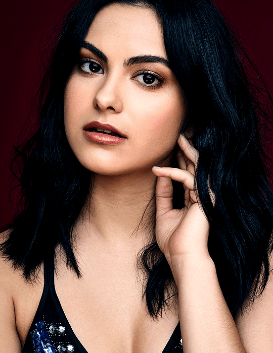 Actress Age, Height, Size, Net Worth, Biography
