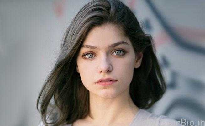 Catharine Daddario Photo