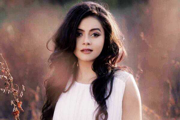 Actress Age, Height, Size, Net Worth, Biography