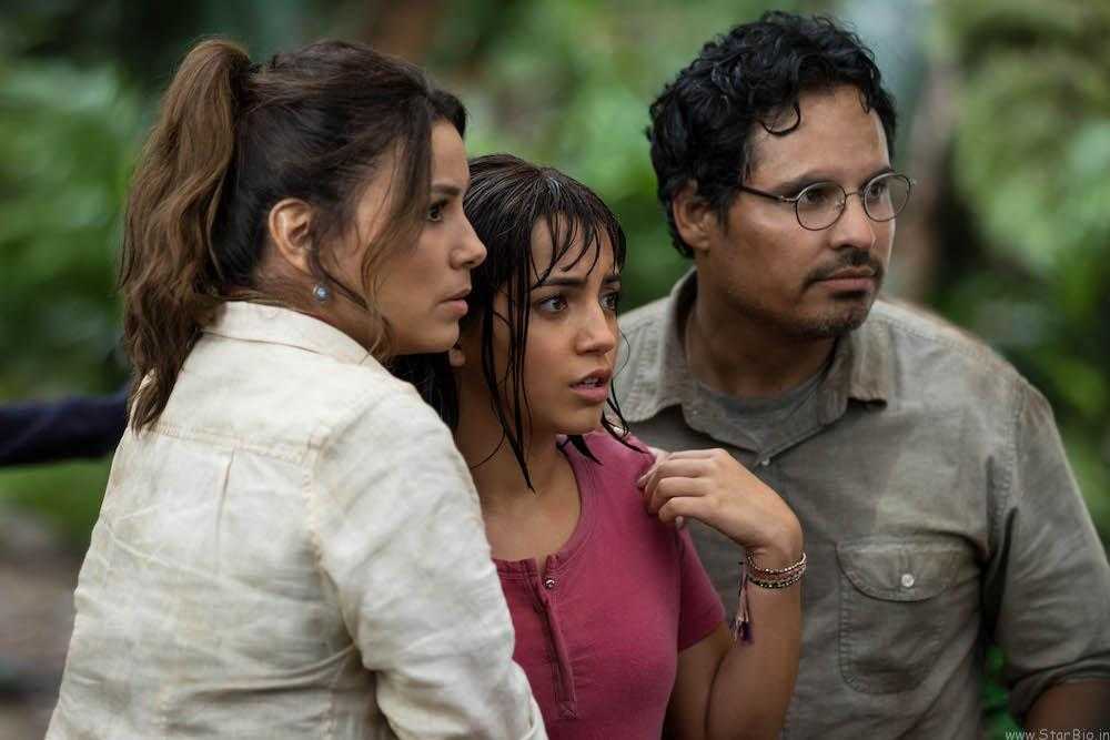 dora and the lost city of gold eva longoria isabela moner michael pena