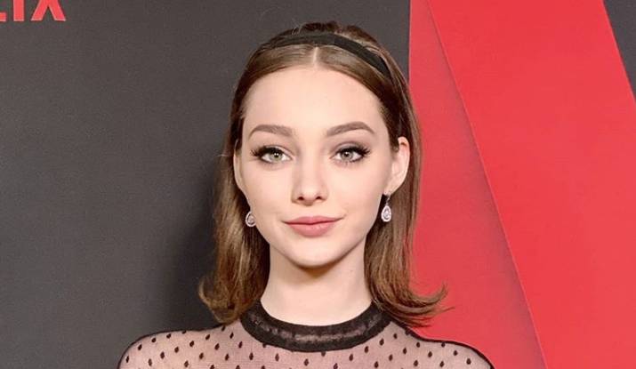 Emma Dumont