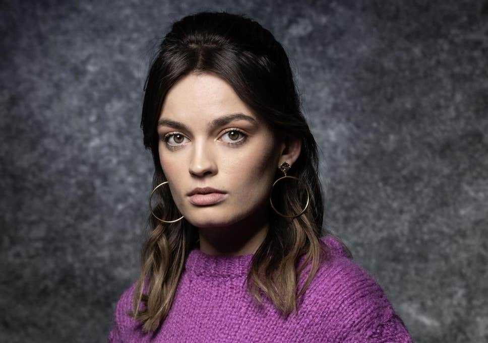 Actress Age, Height, Size, Net Worth, Biography