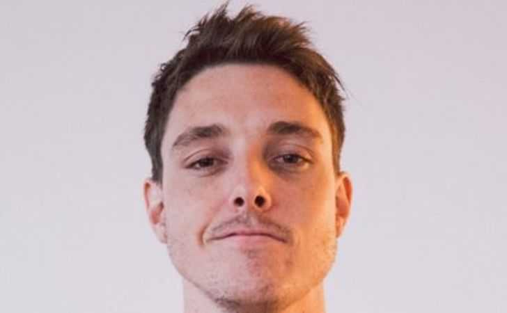 Lannan Eacott seems to be dating Ilsa Watkins