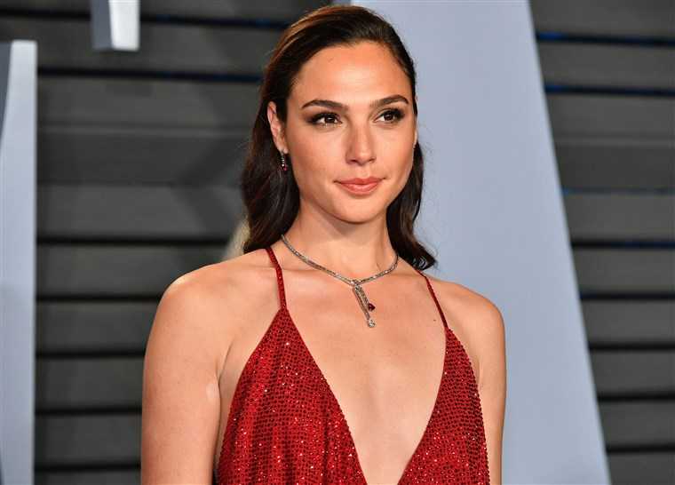 Gal Gadot Nude, Wonder Woman, Husband, Hot, Measurement