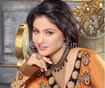Hina Khan 1