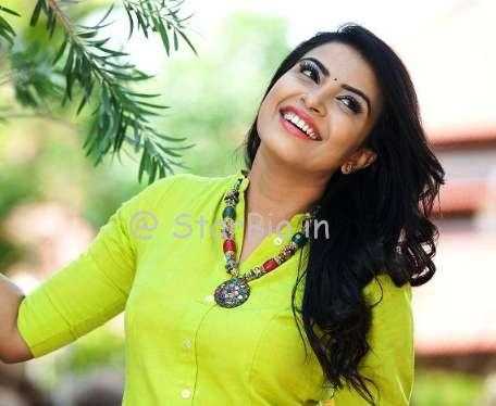 Kavya Shetty Height, Weight, Age, Wiki, Biography, Boyfriend, Family