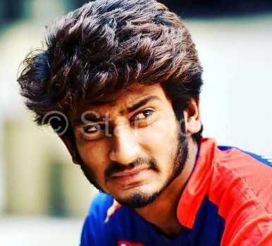 Khaleel Ahmed Height, Age, Biography, Wiki, Salary, Girlfriend, Family