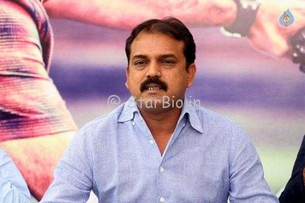 1524288599 koratala siva on heroic elevation in commercial cinema b 2808160842