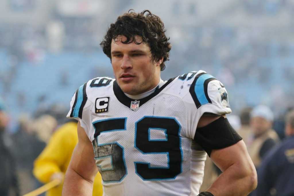 Luke Kuechly 1 e1523920745769