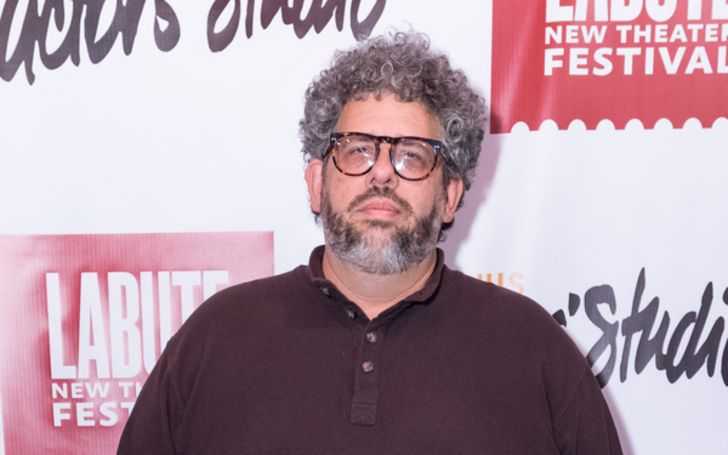 Neil LaBute is single.