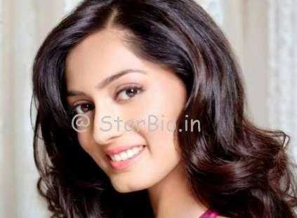 Parvati Vaze Height, Weight, Age, Wiki, Biography, Boyfriend, Family