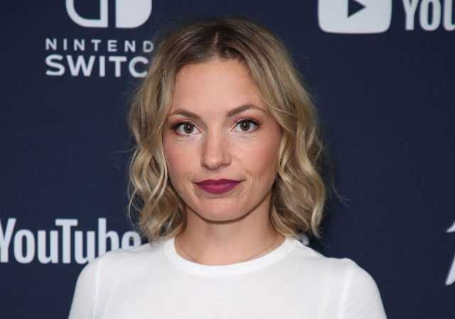 Perdita Weeks