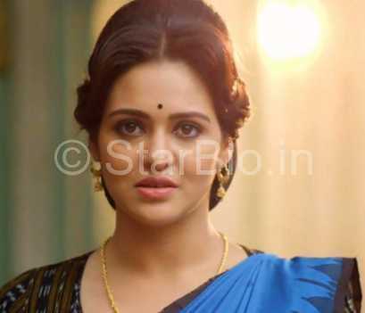 Priyanka Sarkar Height, Weight, Age, Biography, Wiki, Husband, Family