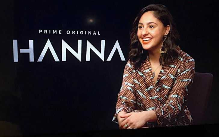 Rhianne Barreto is the british actress with the net worth of 1 million dollaras.