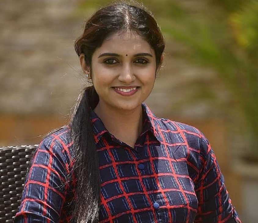 Actress Age, Height, Size, Net Worth, Biography
