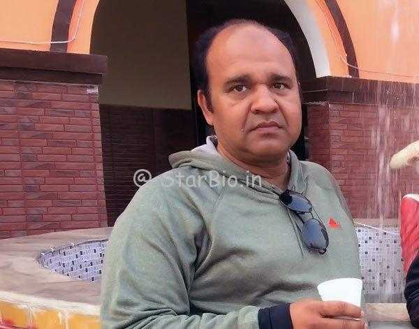 Sanjeev srivastav dabbu uncle age wiki bio family