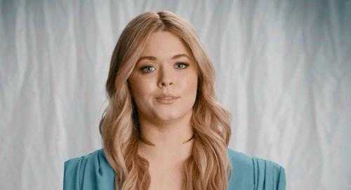 Sasha Pieterse photo