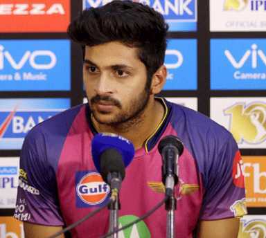 Shardul Thakur Height, Age, Wiki, Biography, Salary, Girlfriend, Family