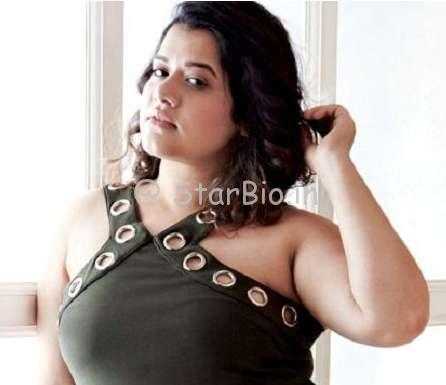 Shikha Talsania Height, Weight, Age, Wiki, Biography, Boyfriend, Family