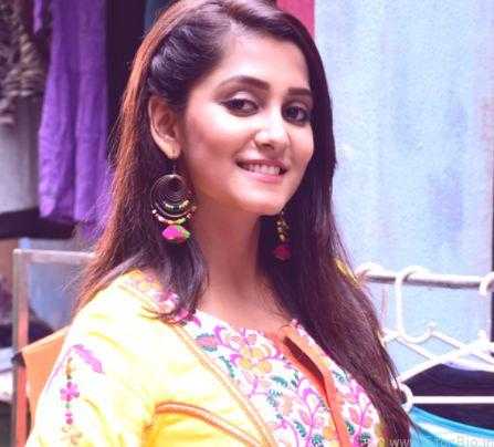 Srishti Jain Height Weight Age Wiki Biography Boyfriend & Family