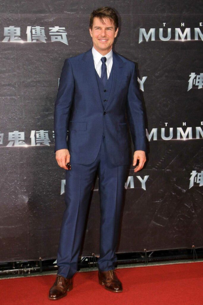 tom cruise height