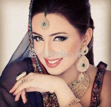 Ushna Shah Height, Weight, Age, Wiki, Biography, Boyfriend, Family