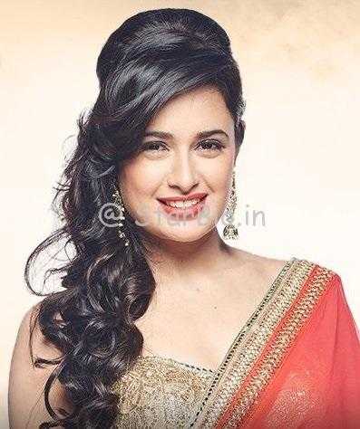 1524399905 Yuvika Chaudhary