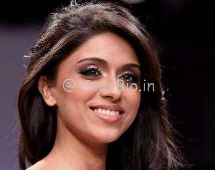 Zoa Morani Height, Weight, Age, Wiki, Biography, Boyfriend, Family 2 Zoa Morani Height, Weight, Age, Wiki, Biography, Boyfriend, Family